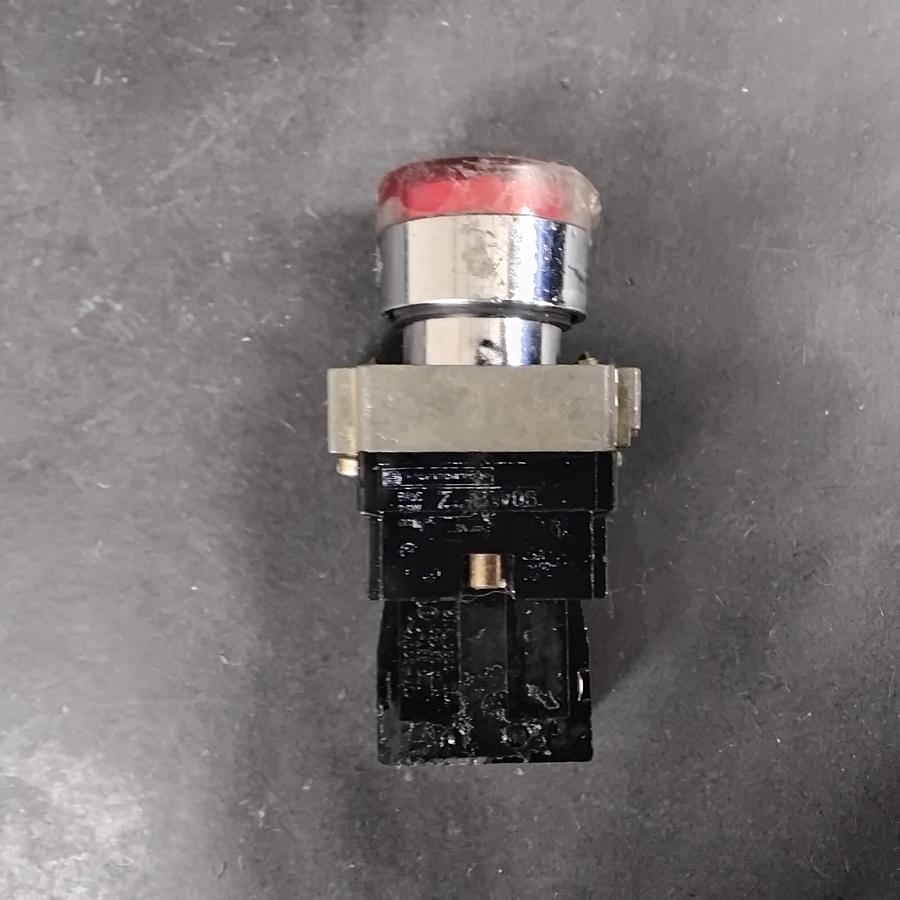 Used XB2-BW RED PUSHBUTTON SWITCH ($25 OBO)
