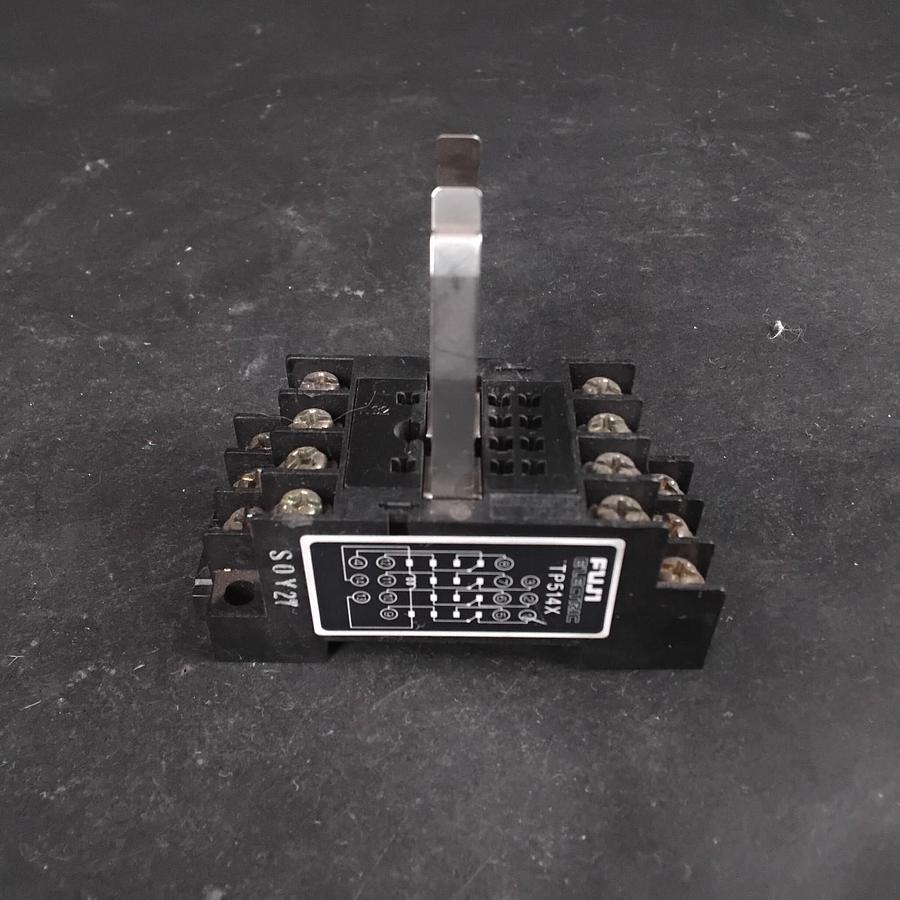 Used FUJI ELECTRIC TP514X RELAY SOCKET ($5 OBO)