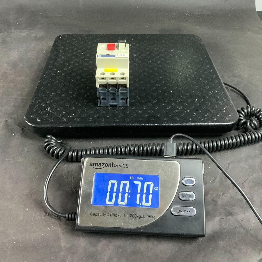 Used TELEMECANIQUE GV2-M04 MOTOR STARTER PROTECTOR ($35 OBO)