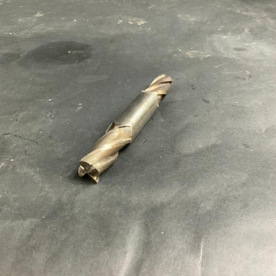 Used PUTNAM 3/4” HSS 4-FLUTE DOUBLE END MILL ($15 OBO)