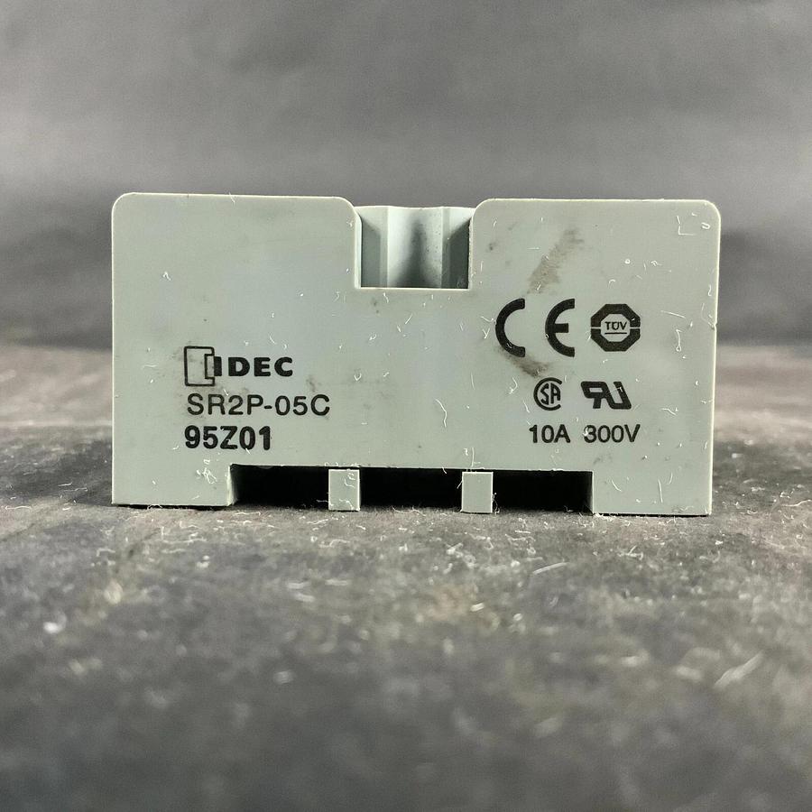 Used IDEC SR2P-05C RELAY SOCKET ($10 OBO)