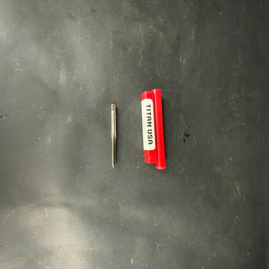 Used TITAN USA TT90232 #10-24 H3 4-FLUTE TAPER HAND TAP ($12 OBO)