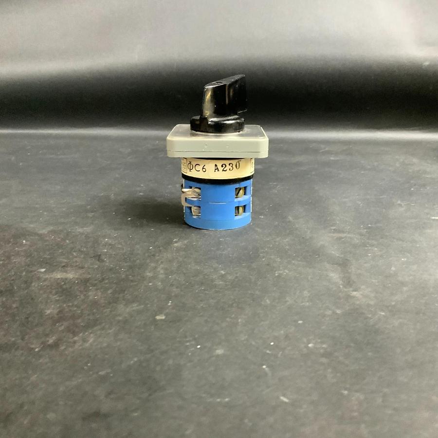 Used KRAUS & NAIMER A230 ROTARY SWITCH ($25 OBO)