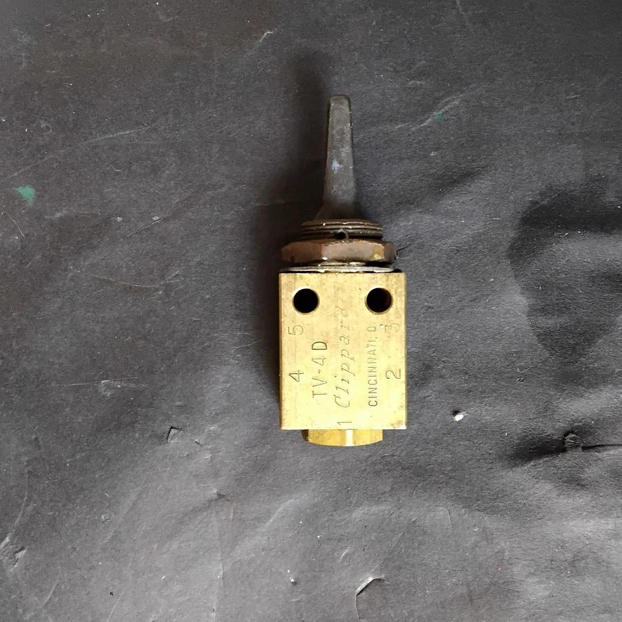 Used CLIPPARD TV-4D VALVE ($19 OBO)