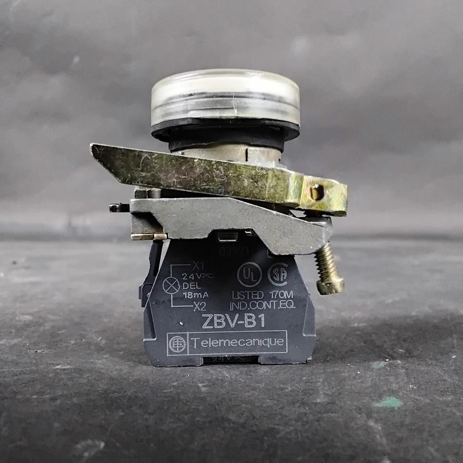 Used TELEMECANIQUE ZBV-B1 WHITE PILOT LIGHT ($17 OBO)