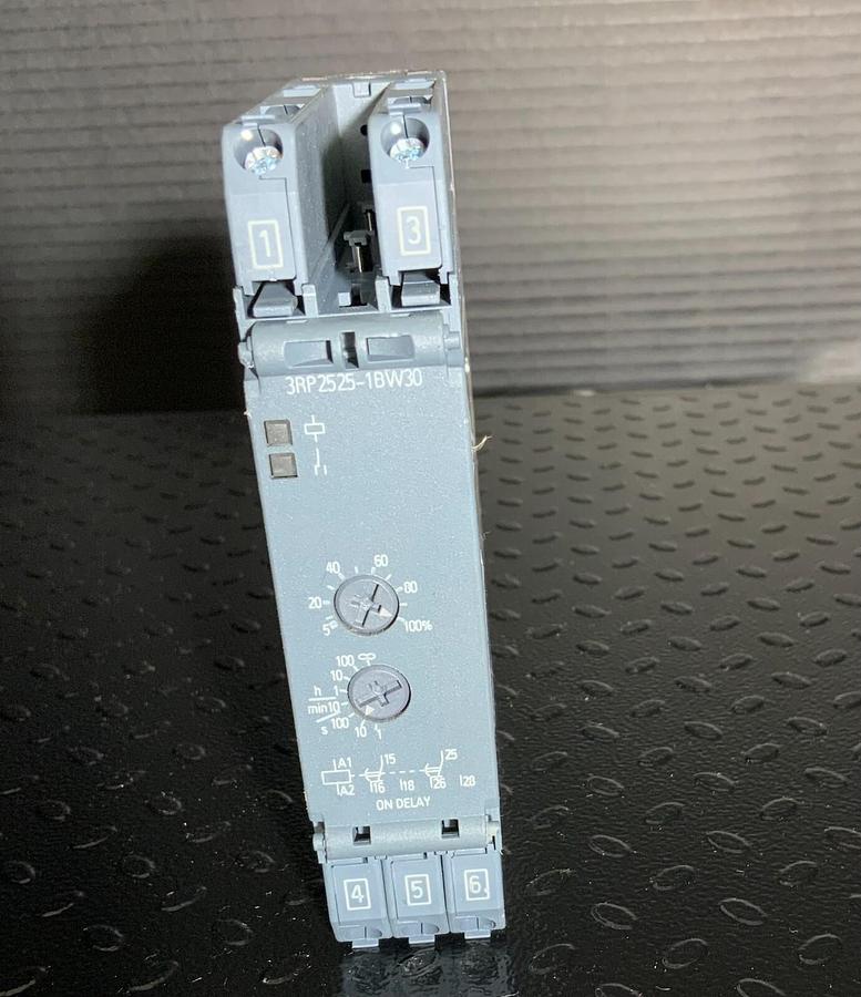 Used SIEMENS RP2525-1BW30 ($99.99 OBO)