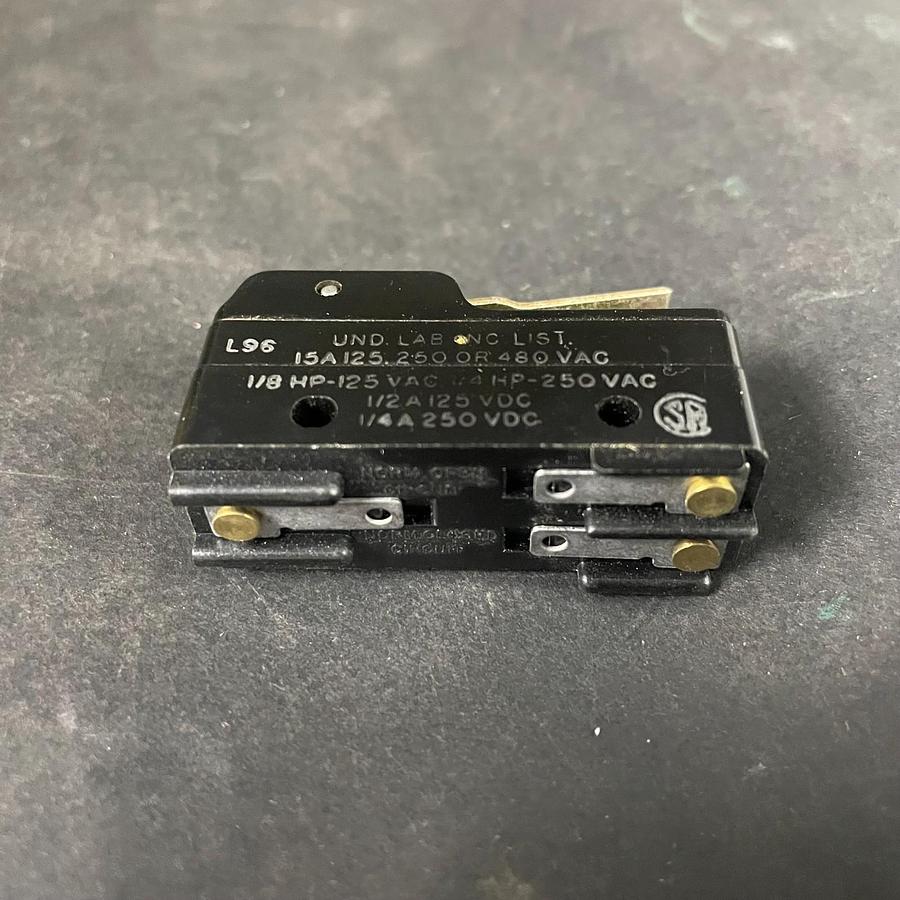 Used HONEYWELL BZ-2RW84 - MICROSWITCH