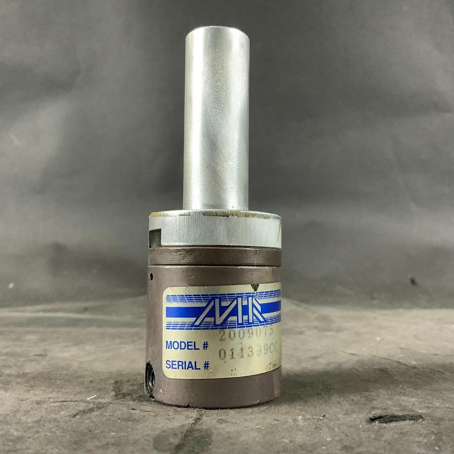 Used M&R 2009075 PNEUMATIC CYLINDER ($45 OBO)