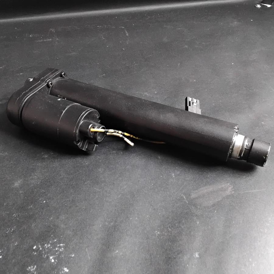 Used DANAHER S24-09A4-04 ACTUATOR ($300 OBO)