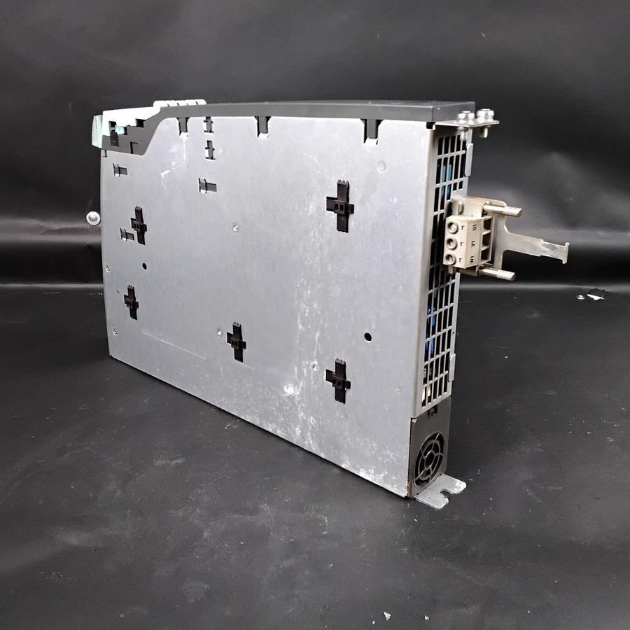 Used SIEMENS 6SL3130-6AE21-0AB0 SMART LINE MODULE ($700 OBO)