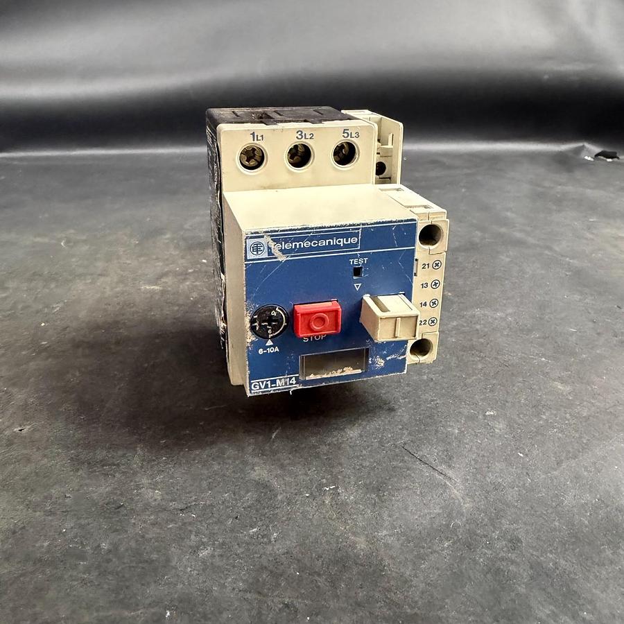 Used TELEMECANIQUE GV1-M14 MANUAL MOTOR STARTER