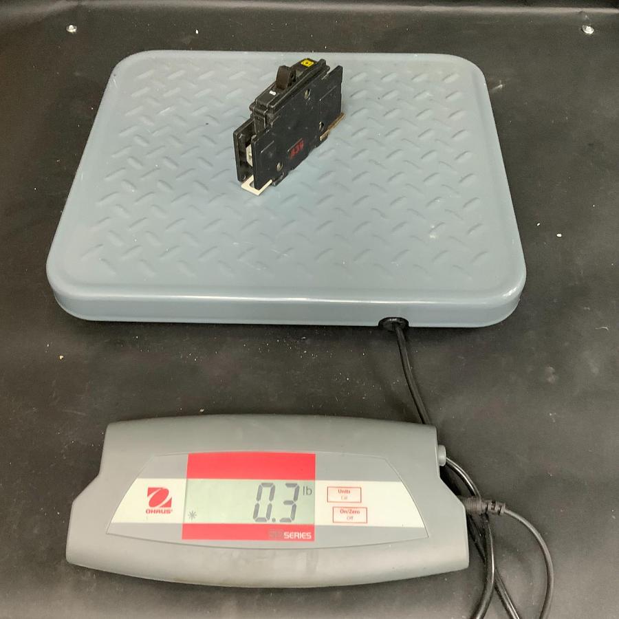 Used SQUARE D QOU 120 CIRCUIT BREAKER ($10 OBO)