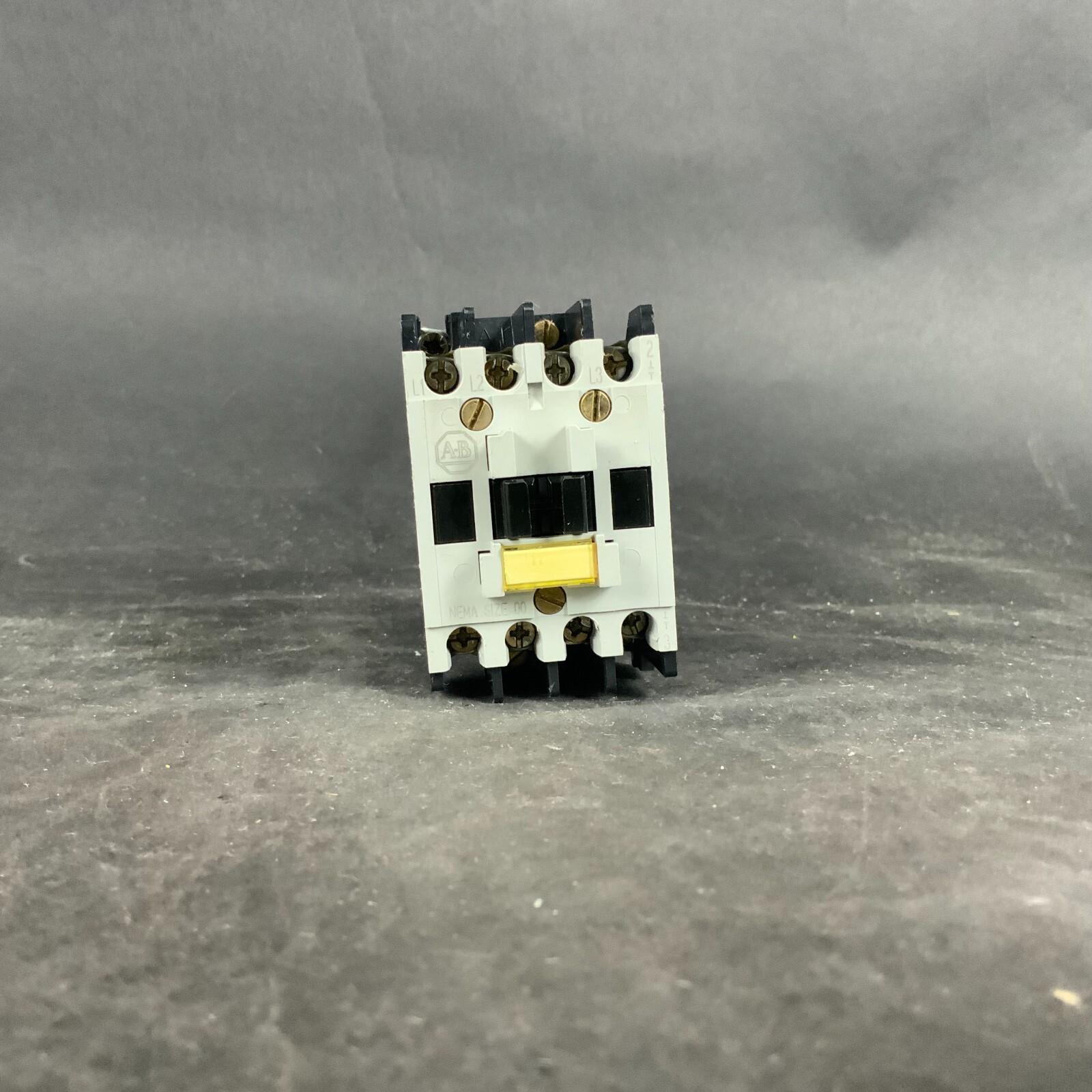 Used ALLEN BRADLEY 509-TOD B 110/120V CONTACTOR ($15 OBO)