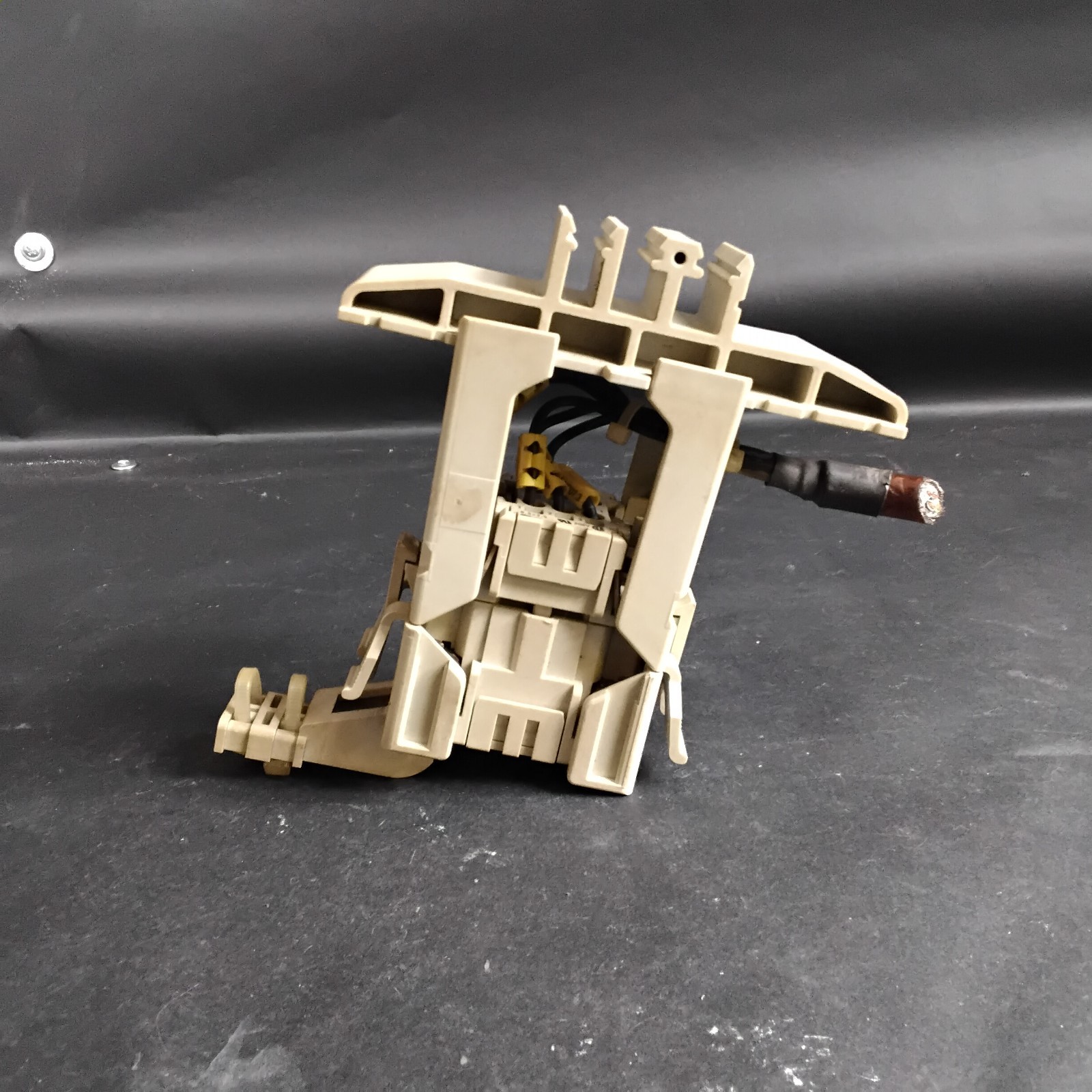 Used HARTING HAN 6ES-F PIN CONNECTOR W/ FRAME ($25 OBO)