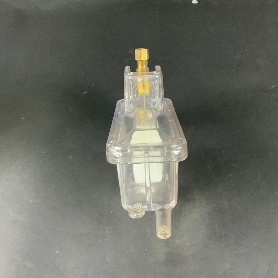 Used ROBERT MFG 107221 HYDAULIC RESERVOIR ASSEMBLY ($45 OBO)