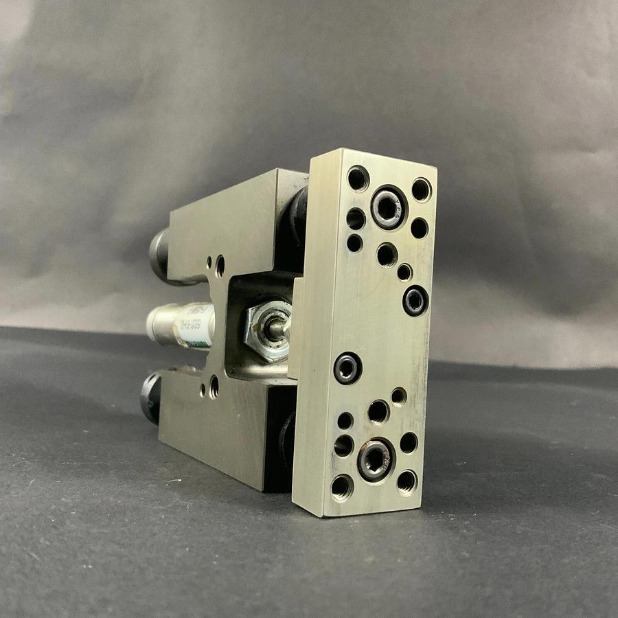 Used NUMATICS SH05601LB1ZCS4 PNEUMATIC LINEAR SLIDE ($240 OBO)