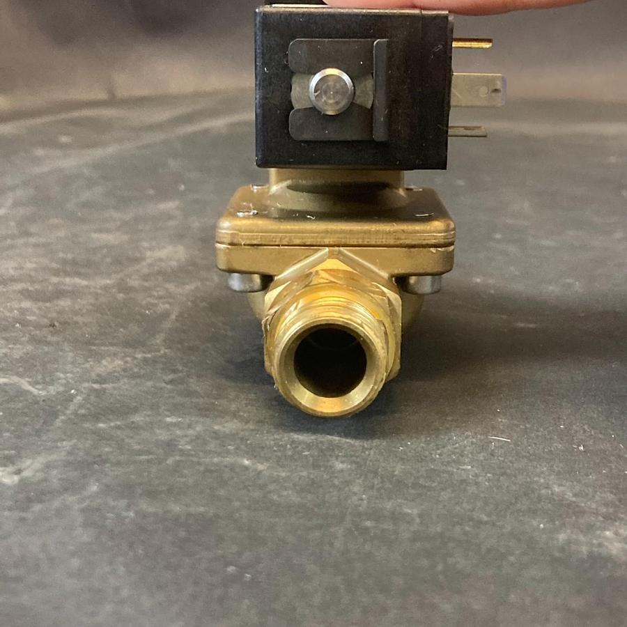 Used FESTO MN1H-2-1/2-MS SOLENOID VALVE 161728 ($55 OBO)