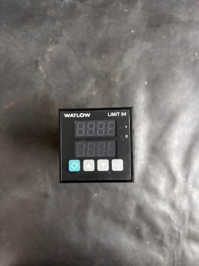 Used WATLOW 94AB-1DD1-00RG TEMPERATURE CONTROLLER ($105 OBO)