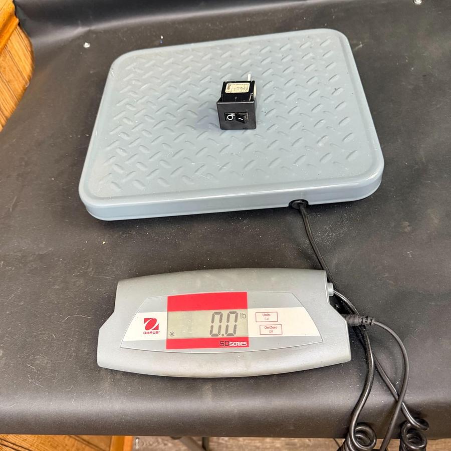 Used AIRPAX R29-0-3-4-3.0A-3-4-6.0A-KT-31-V CIRCUIT BREAKER ($15 OBO)
