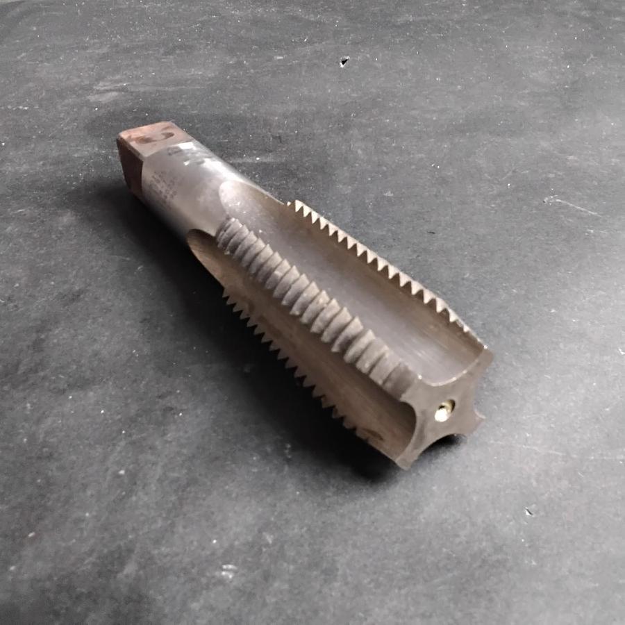 Used DETROIT 1 1/4-7 SPL HAND TAP ($30 OBO)