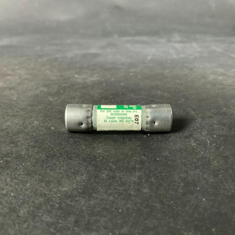 Used BUSSMANN FNM 8 TIME DELAY FUSE ($4 OBO)