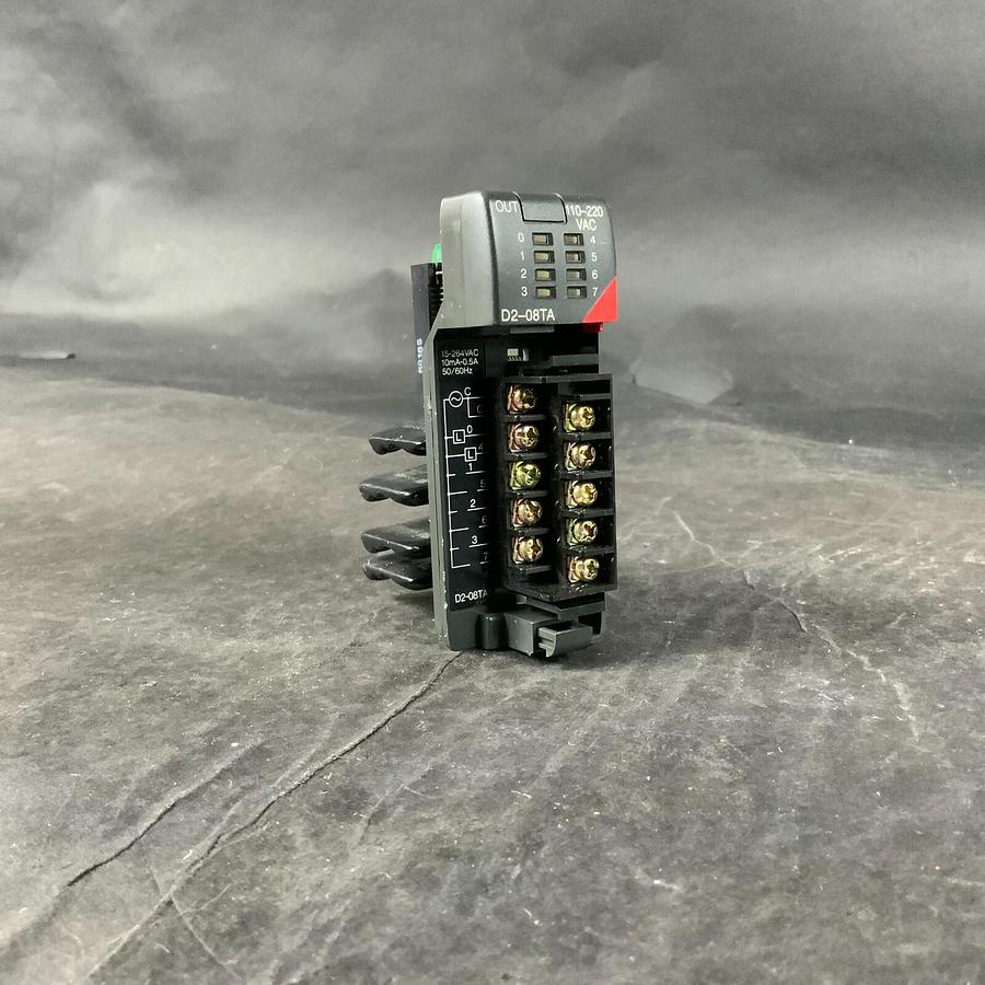 Used KOYO D2-08TA DISCRETE OUTPUT MODULE ($30 OBO)