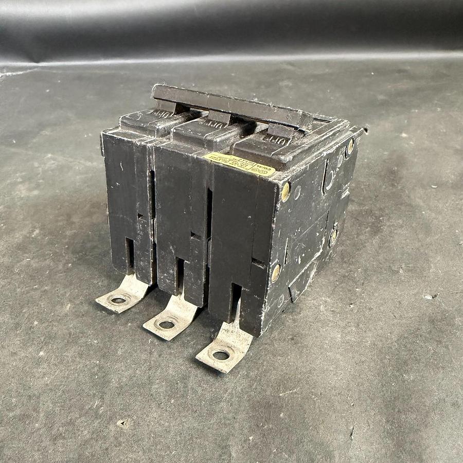 Used WESTINGHOUSE QBHW3020H CIRCUIT BREAKER