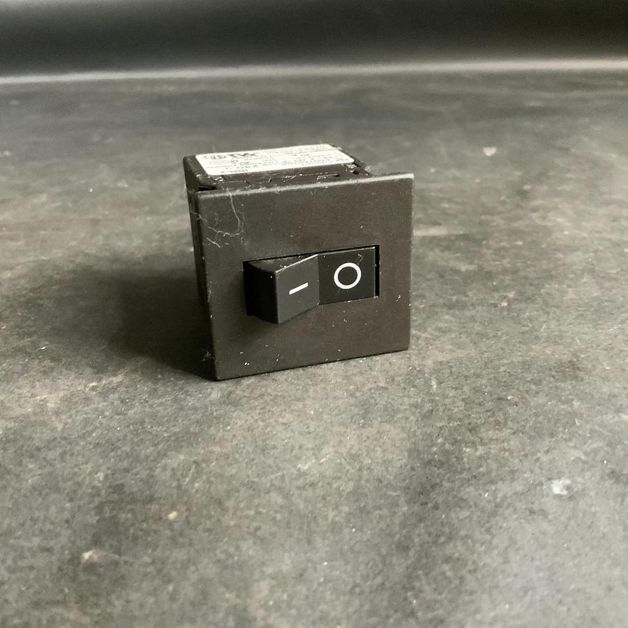 Used NIKKO IBR-2 20 AMP SWITCH ($17 OBO)