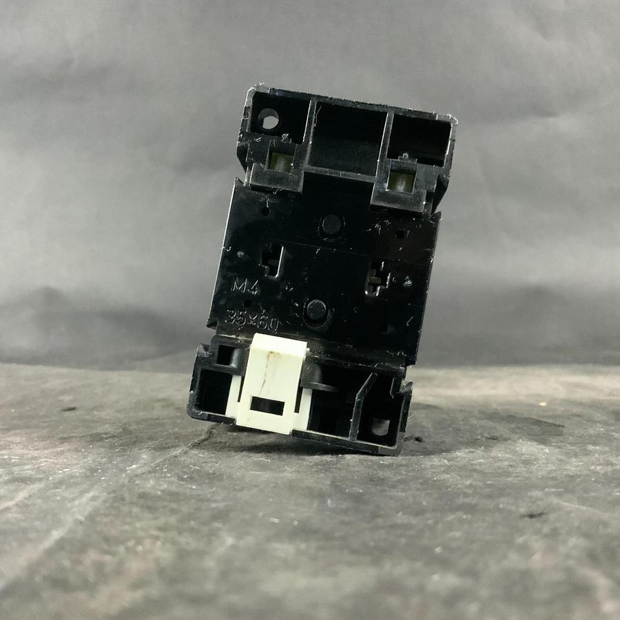 Used KLOCKNER MOELLER DILR40 CONTACTOR ($40 OBO)