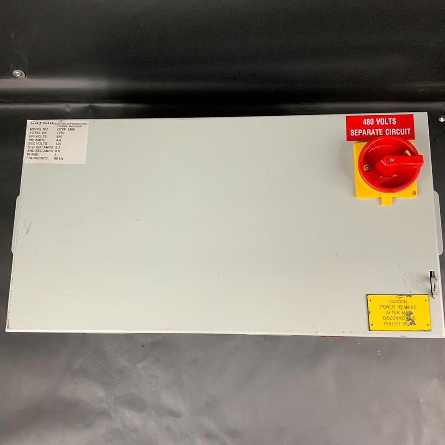 Used DAYKIN DTFP-1305 DUAL TRANSFORMER DISCONNECT ($100 OBO)