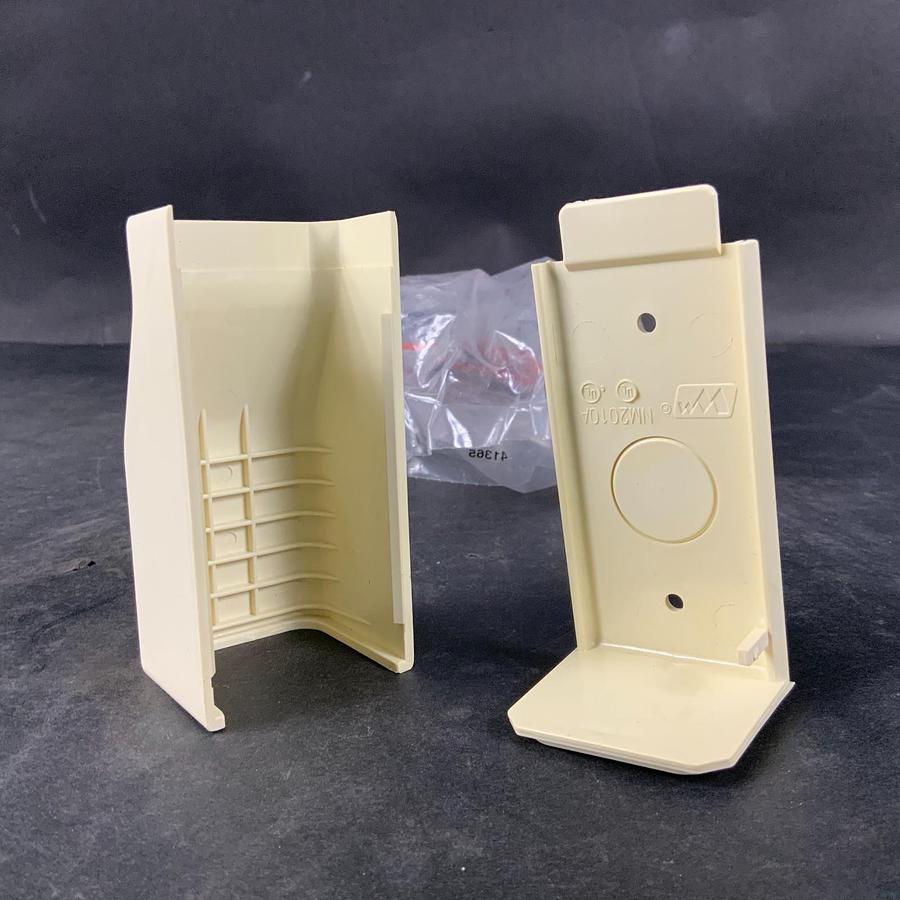 WIREMOLD NM2010A END FEED FITTING ($12 OBO)