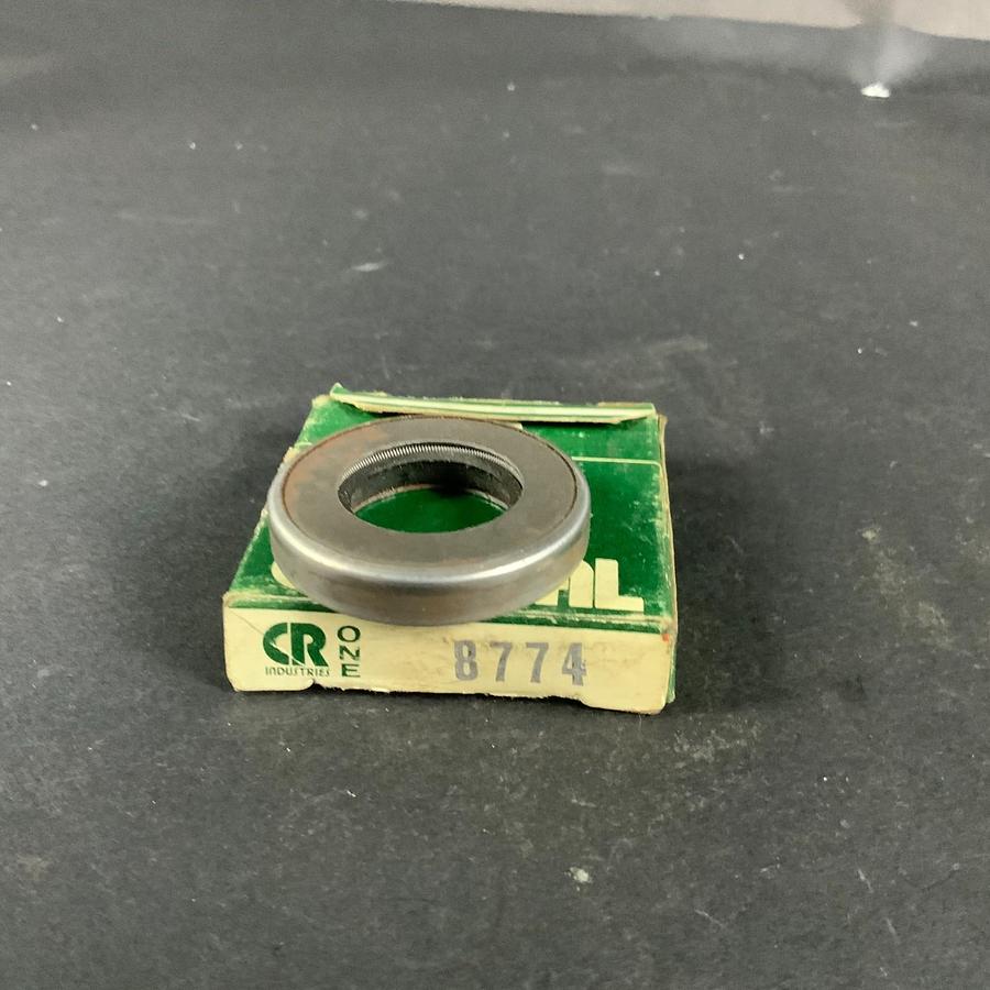 Used CR INDUSTRIES 8774 OIL SEAL ($10 OBO)