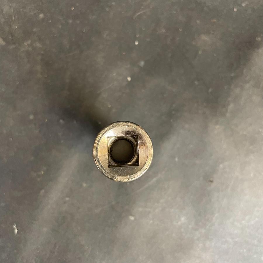 Used 3/4 DRIVE 10MM HEX - MADE IN USA