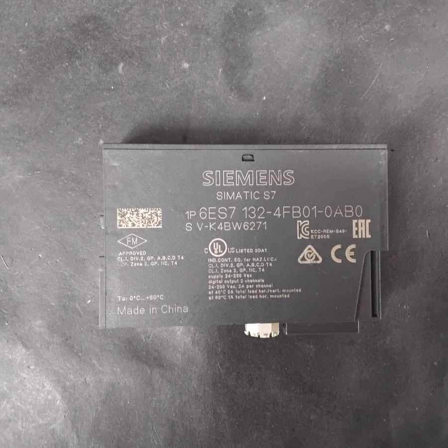 Used SIEMENS 6ES7 132-4FB01-0AB0 ELECTRONIC MODULE ($13 OBO)