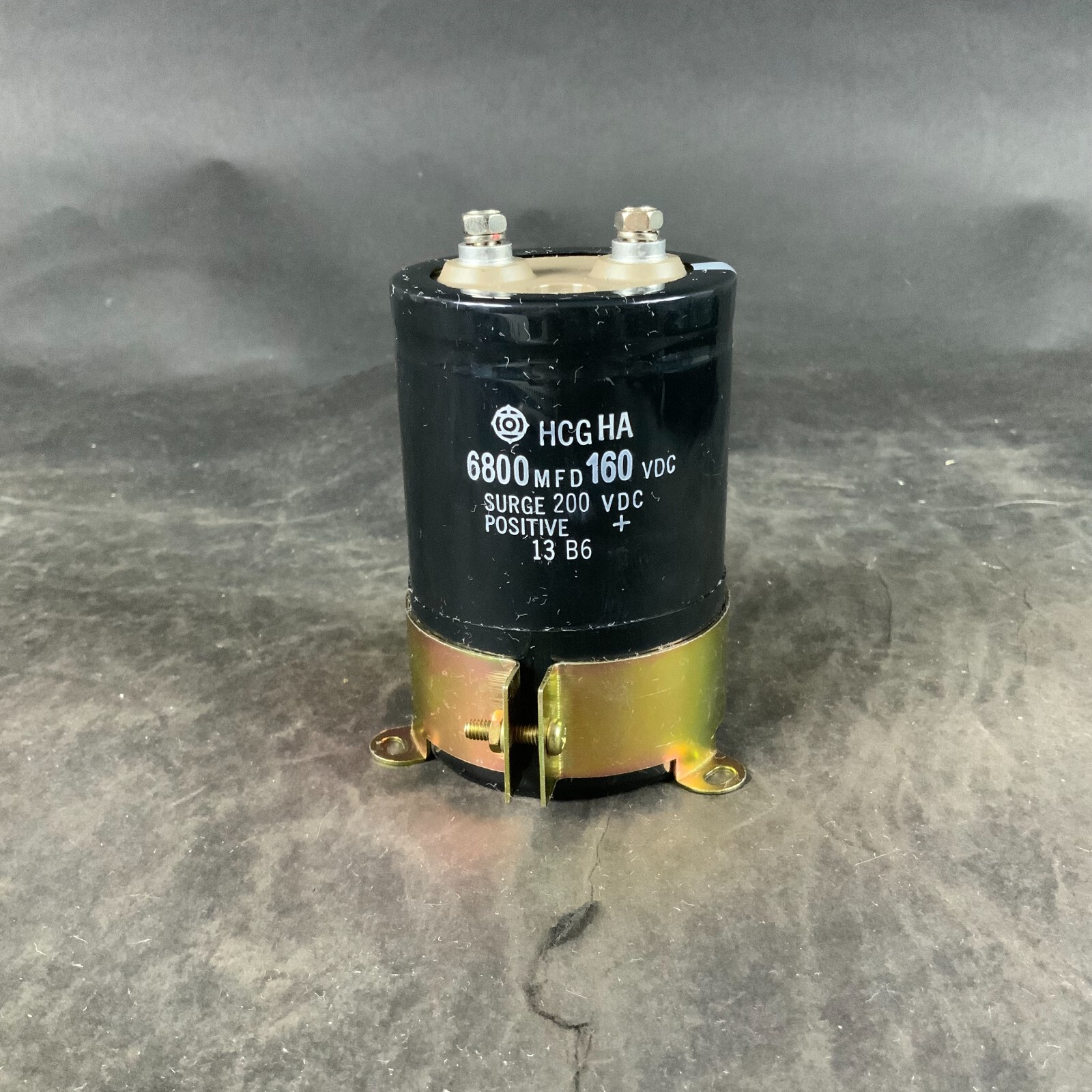 Used HITACHI 6800MFD 160VDC CAPACITOR ($55 OBO)