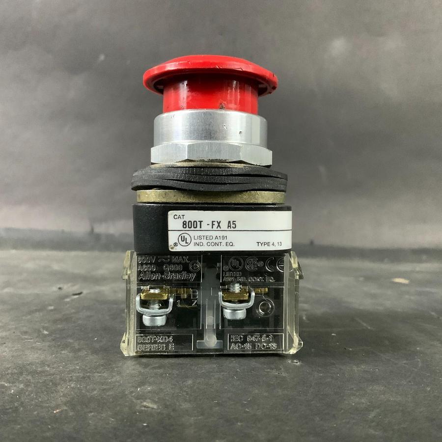 Used ALLEN BRADLEY 800T-FXA5 RED PUSH BUTTON ($30 OBO)