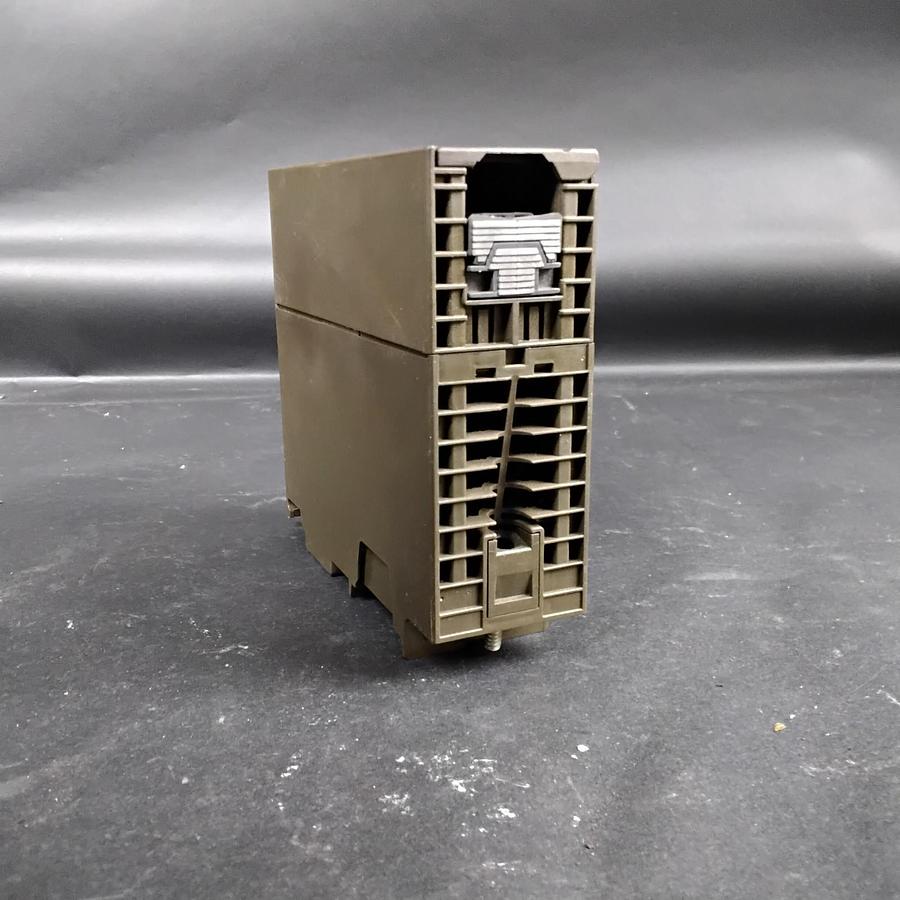 Used SIEMENS SIMATIC S7 6ES7 321-1BL00-0AA0 INPUT MODULE ($17 OBO)