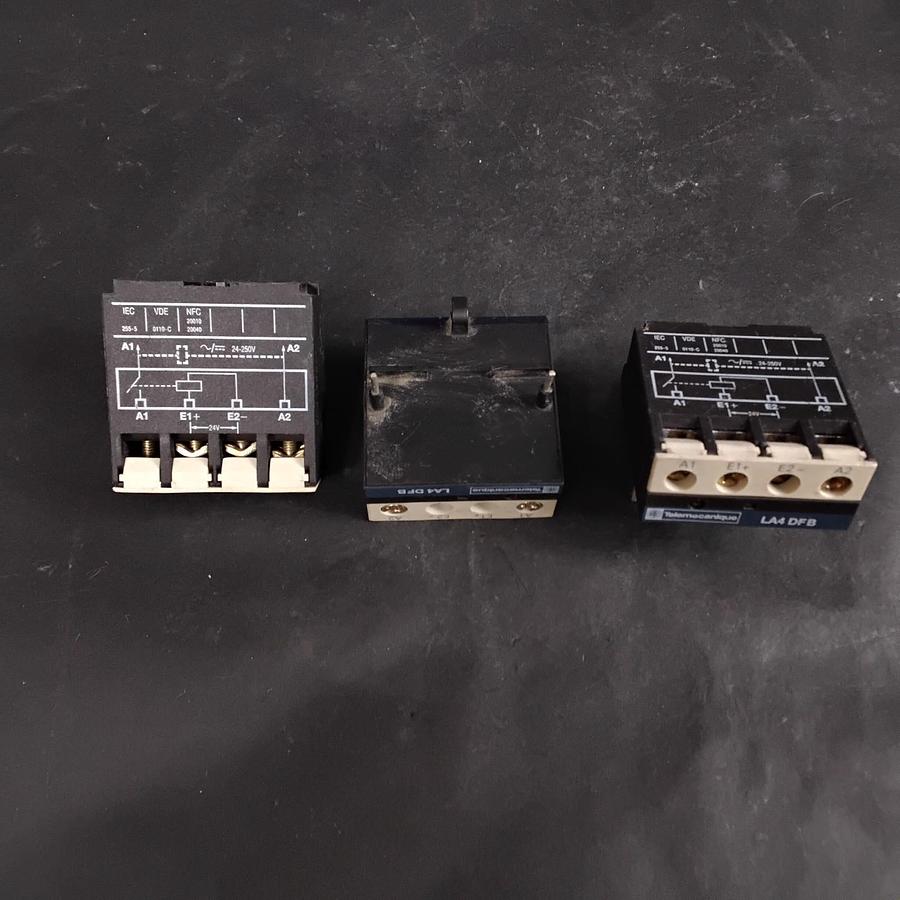 Used TELEMECANIQUE LA4DFB INTERFACE MODULES - GROUP OF 3 ($9 OBO)