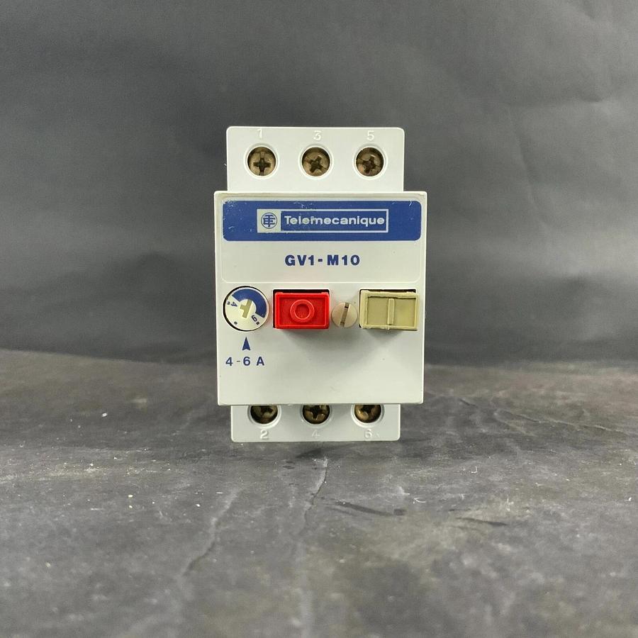 Used TELEMECANIQUE GV1-M10 CIRCUIT BREAKER ($15 OBO)
