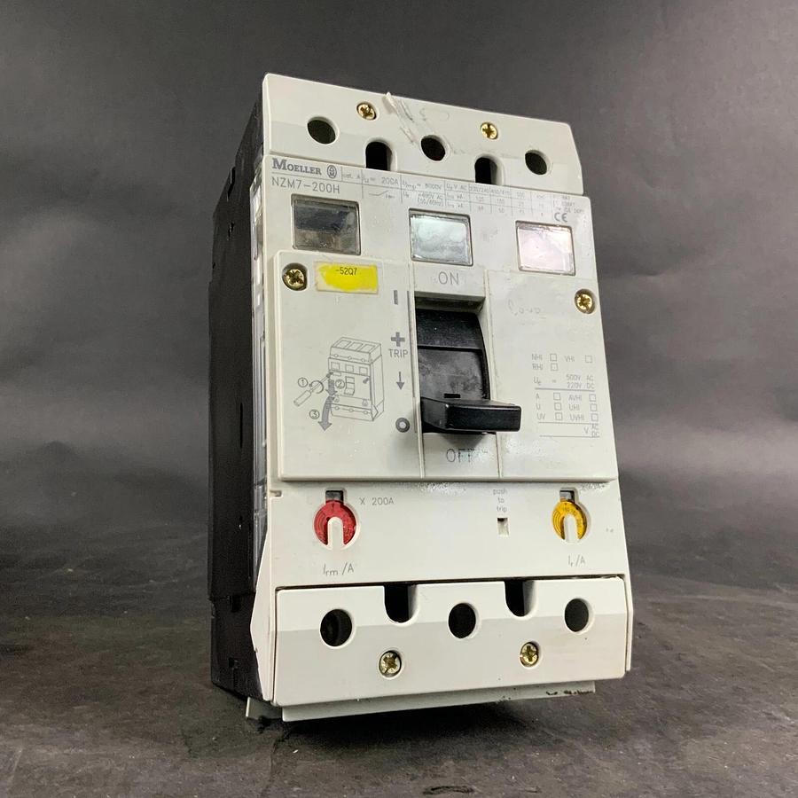 Used KLOCKNER MOELLER NZM7-200H CIRCUIT BREAKER ($75 OBO)