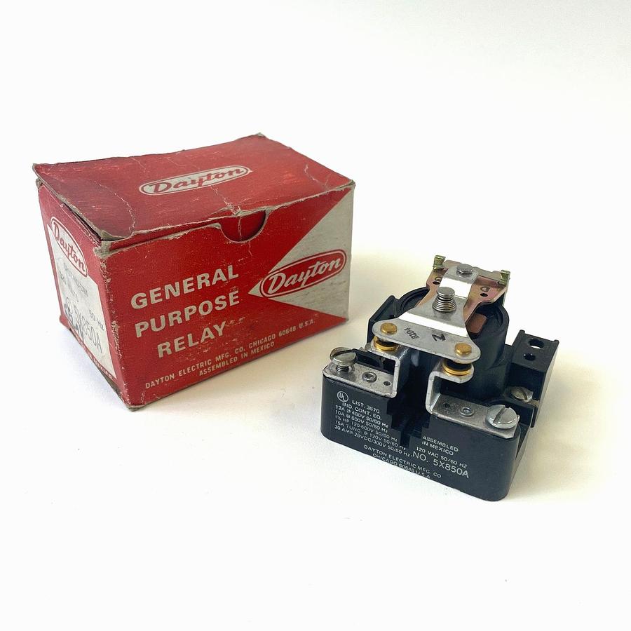 Used DAYTON 5X850A GENERAL PURPOSE POWER RELAY 120V 60HZ SPST-NO-DM 30A OEM