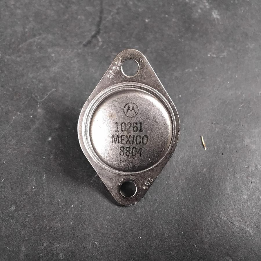 Used MOTOROLA 10261 TRANSISTOR ($3 OBO)