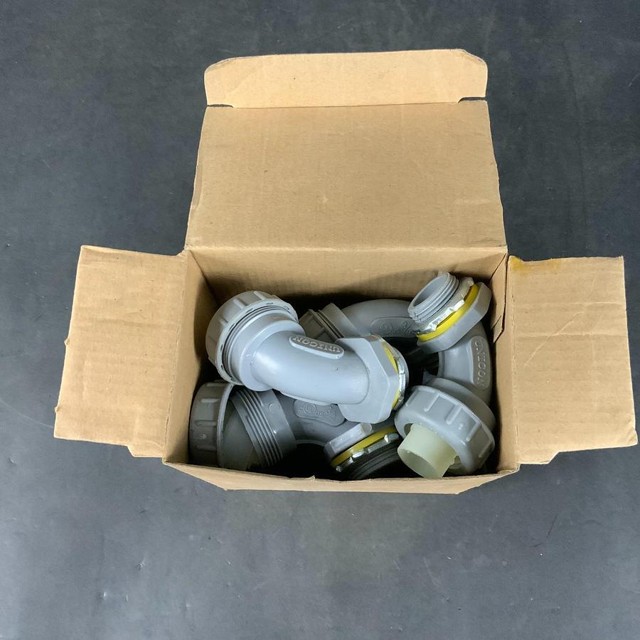 Used AFC FITTINGS 0093-10-GY 3/4” CONNECTORS ($30 OBO) - LOT OF 10