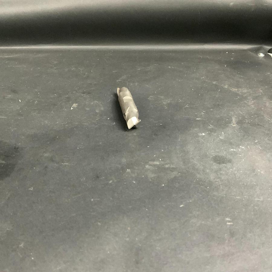 Used SHARPALOY 5/8” 2-FLUTE 3-3/8” LENGTH DOUBLE END MILL ($12 OBO)
