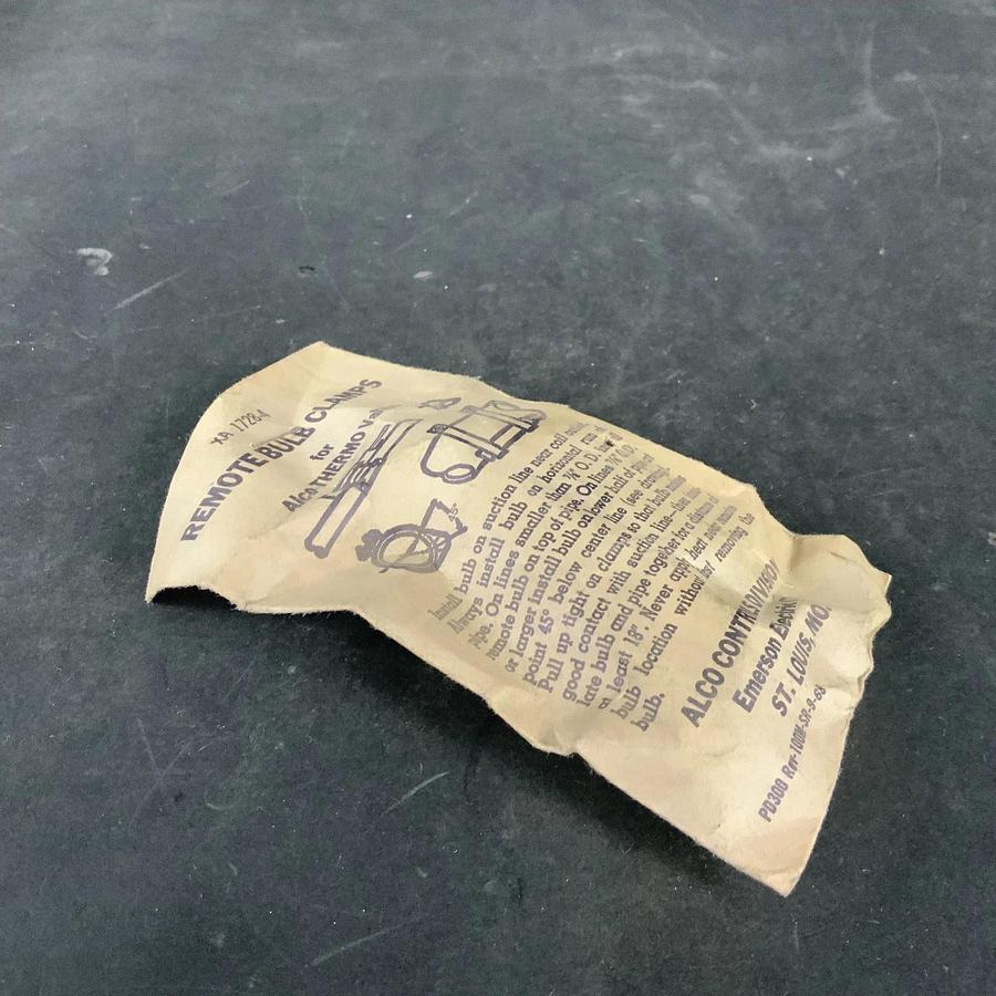 Used EMERSON ELECTRIC XA 1728-4 REMOTE BULB CLAMPS ($8 OBO)