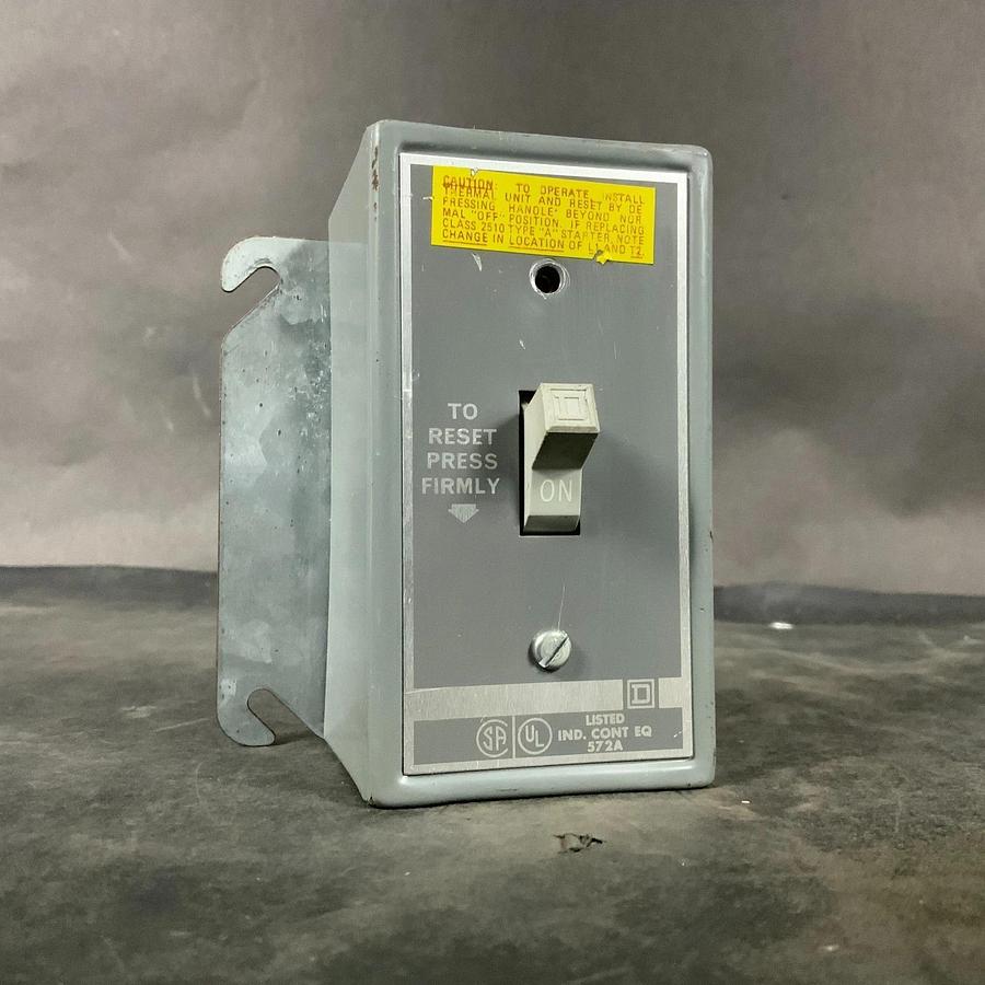 Used SQUARE D 2510 FG-2 MANUAL STARTER ($30 OBO)