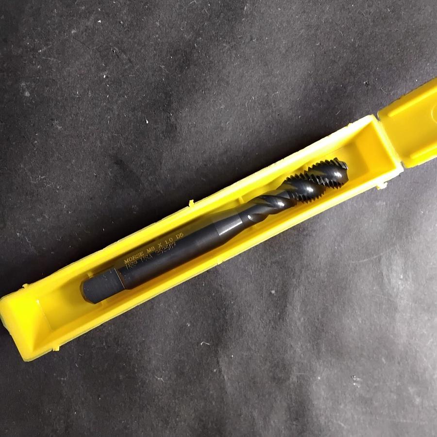 Used MORSE 2091M M8X1.0 D5 BOTT TAP ($30 OBO)