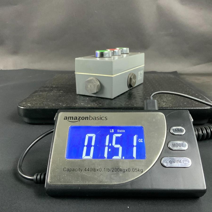 Used GENERIC PUSH BUTTON CONTROL BOX ($40 OBO)
