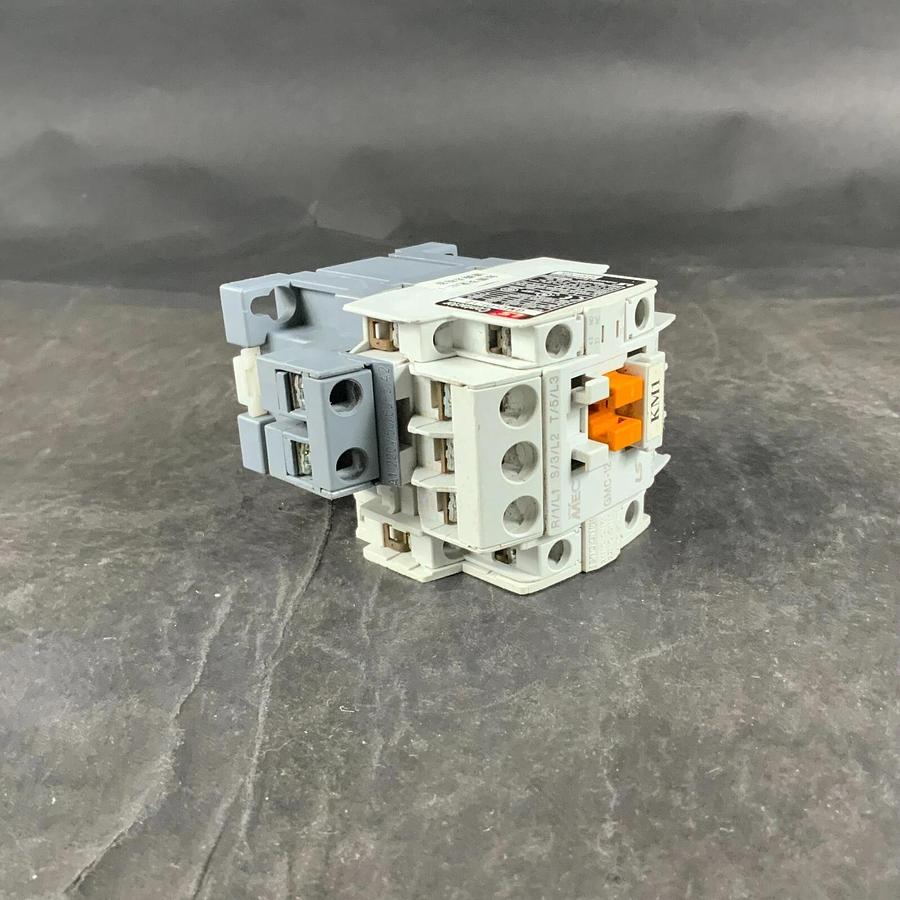 Used LS INDUSTRIAL SYSTEM GMC-D-12 CONTACTOR ($30 OBO)
