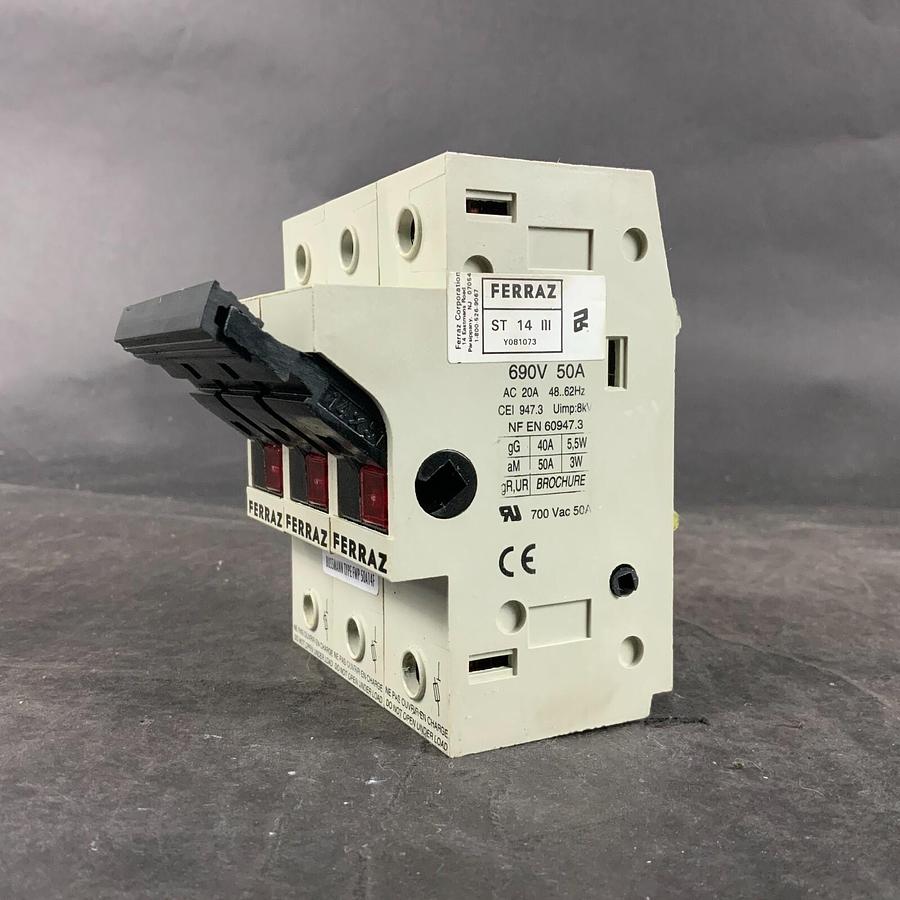Used FERRAZ SHAWMUT ST-14-III FUSE HOLDER ($35 OBO)